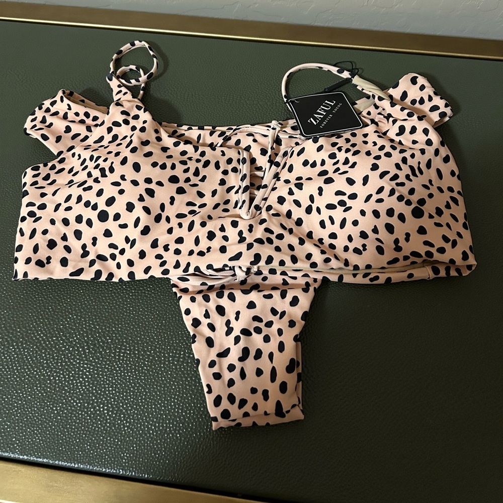 🐆🌴🐆 NWT 🐆🌴🐆 leopard animal print Bikini high waist bottoms & string top Set